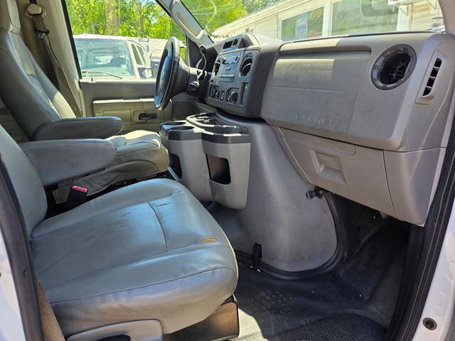 2012 Ford E-Series E-150