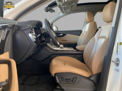 2023 Audi Q7 quattro Premium 45 TFSI