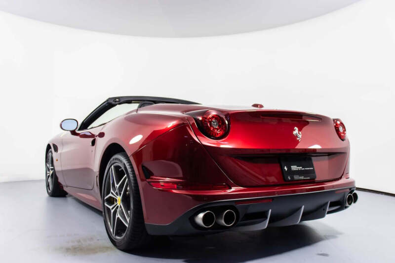 2015 Ferrari California T