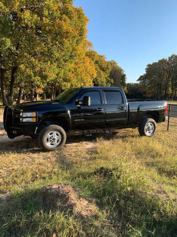 2011 Chevrolet Silverado 2500HD for sale at BARROW MOTORS in Campbell TX