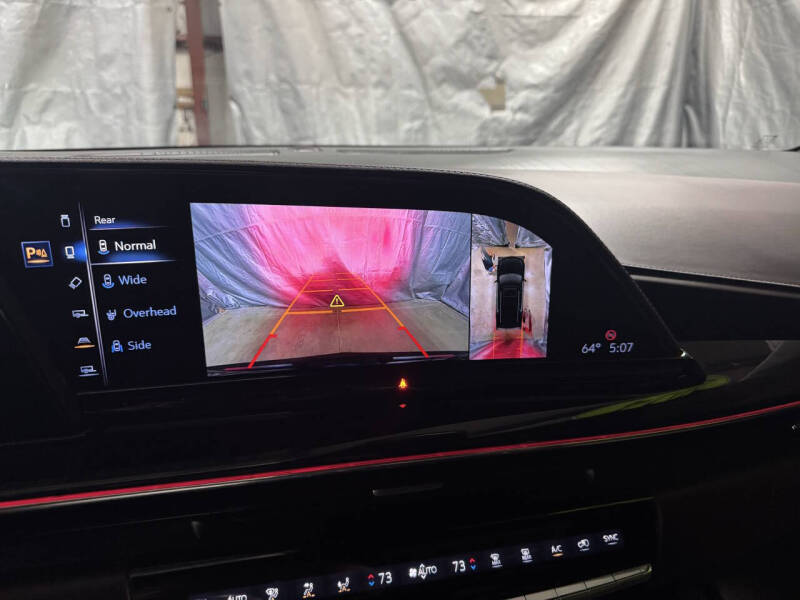 2024 Cadillac Escalade ESV Premium Luxury Platinum