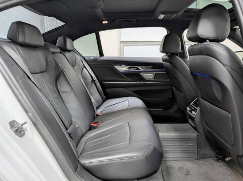 2018 BMW 7 Series 740e xDrive iPerformance