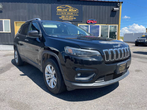 2019 Jeep Cherokee for sale at BELOW BOOK AUTO SALES in Idaho Falls ID