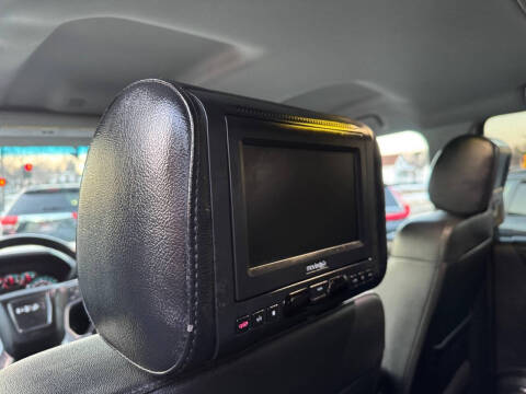 2017 GMC Yukon XL SLT