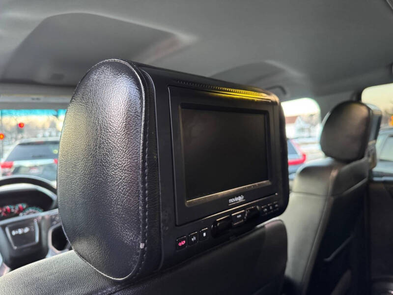 2017 GMC Yukon XL SLT