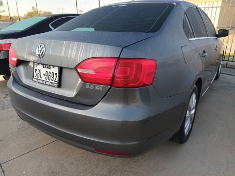 2013 Volkswagen Jetta for sale at Auto Haus Imports in Grand Prairie TX