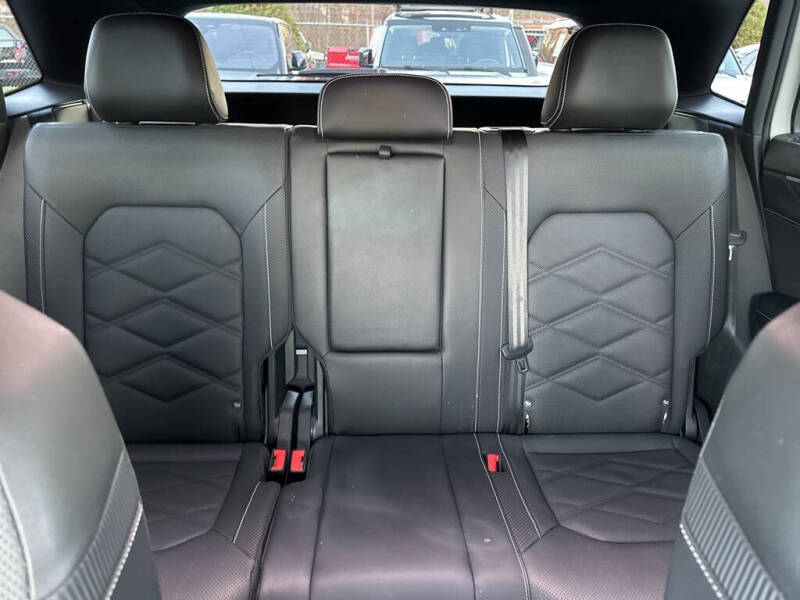 2025 Volkswagen Atlas Cross Sport SE