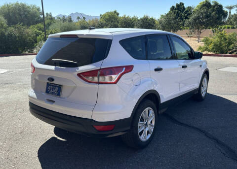 2016 Ford Escape S