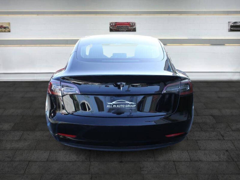 2019 Tesla Model 3 Standard Range Plus