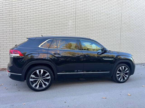 2022 Volkswagen Atlas Cross Sport V6 SEL Premium R-Line 4Motion