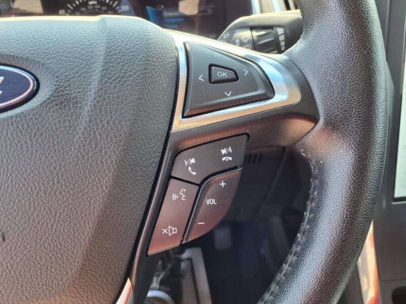 2021 Ford Edge Titanium