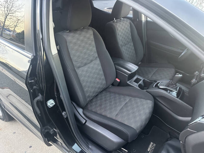 2018 Nissan Rogue Sport SV