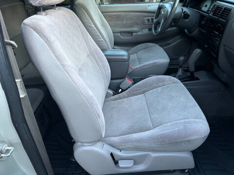 2004 Toyota Tacoma V6