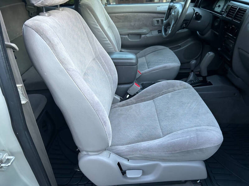 2004 Toyota Tacoma V6