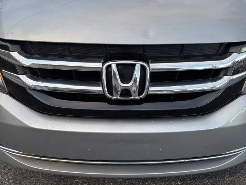 2016 Honda Odyssey SE photo 15