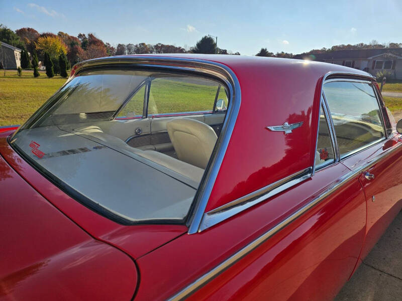 1961 Ford Thunderbird