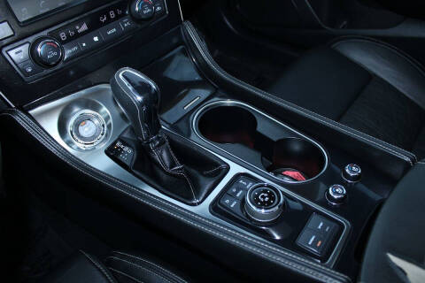 2017 Nissan Maxima Platinum