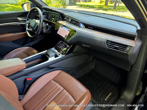 2019 Audi e-tron quattro Premium Plus