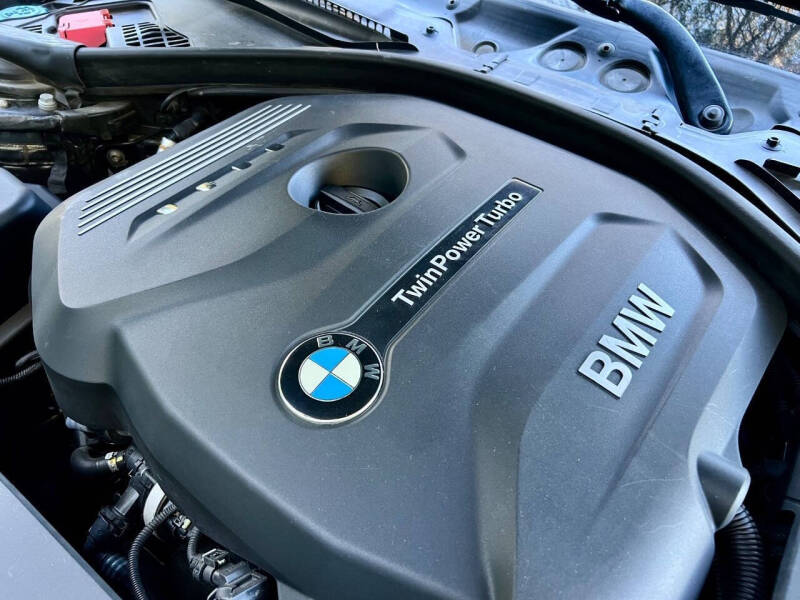 2017 BMW 3 Series 330i xDrive Gran Turismo