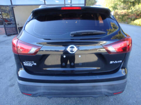 2018 Nissan Rogue Sport SV