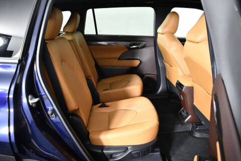 2020 Toyota Highlander Platinum