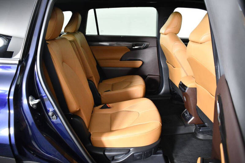 2020 Toyota Highlander Platinum