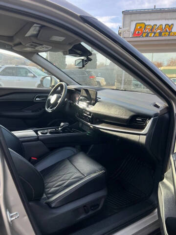 2021 Nissan Rogue Platinum