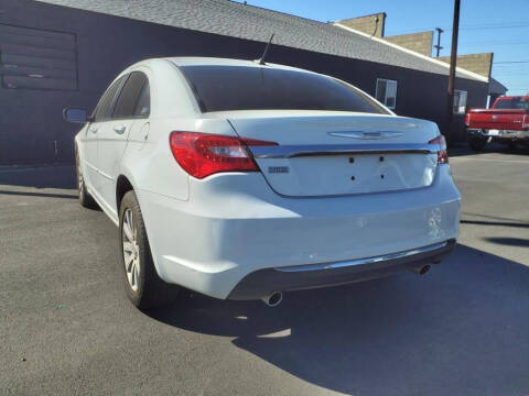 2011 Chrysler 200 Touring
