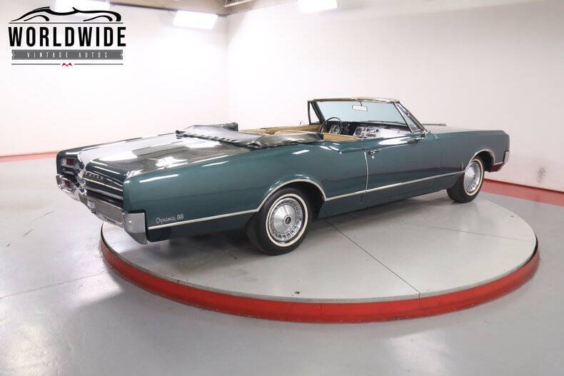 1965 Oldsmobile Eighty-Eight