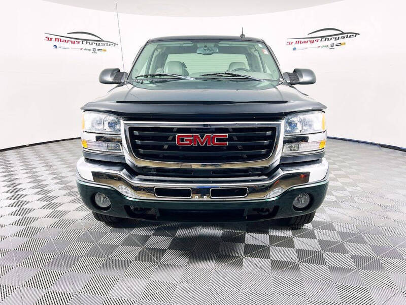 2004 GMC Sierra 2500HD