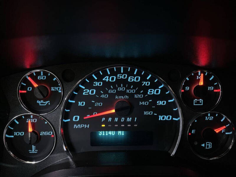 2022 Chevrolet Express 2500