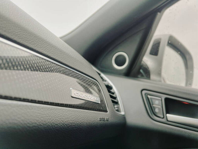 2014 Audi SQ5 3.0T quattro Premium Plus