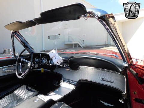 1963 Ford Thunderbird