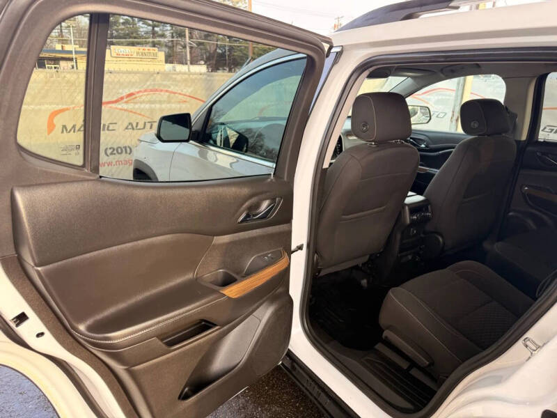 2019 GMC Acadia SLE-2