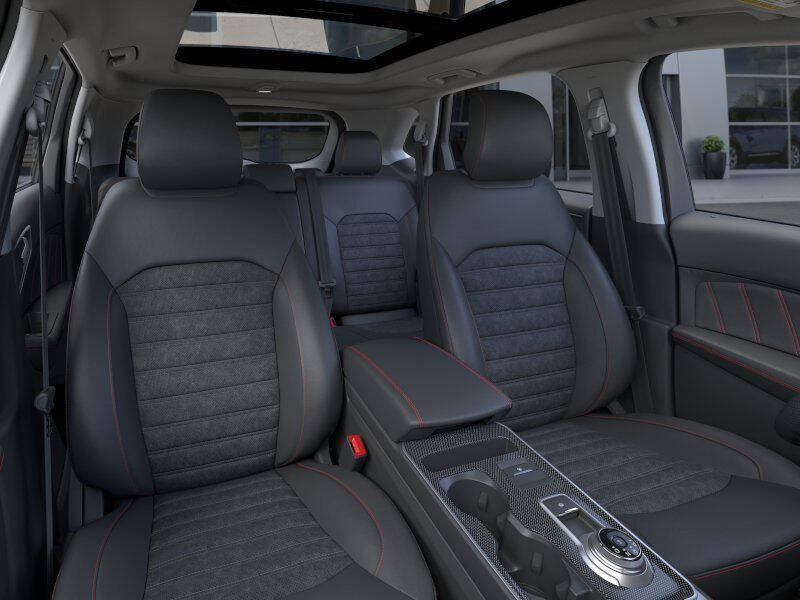 2024 Ford Edge ST-Line