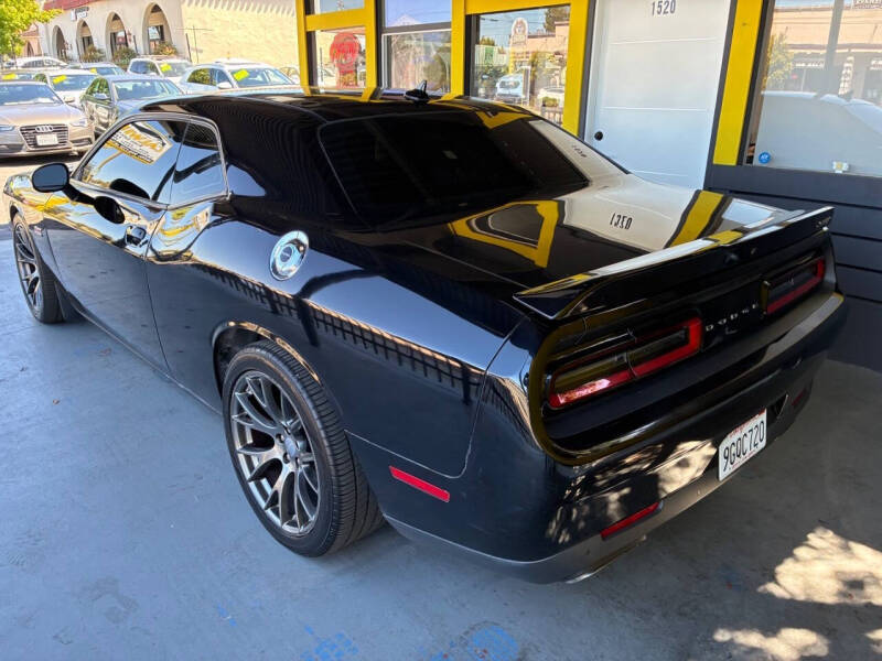 2015 Dodge Challenger SRT 392