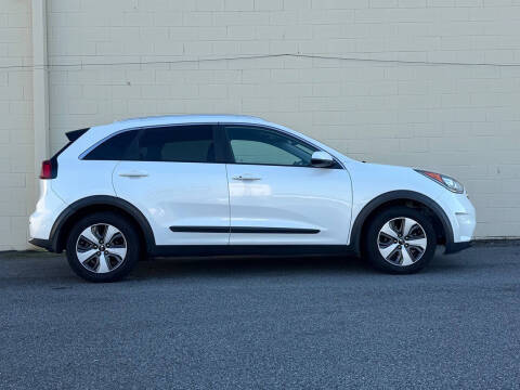 2017 Kia Niro LX