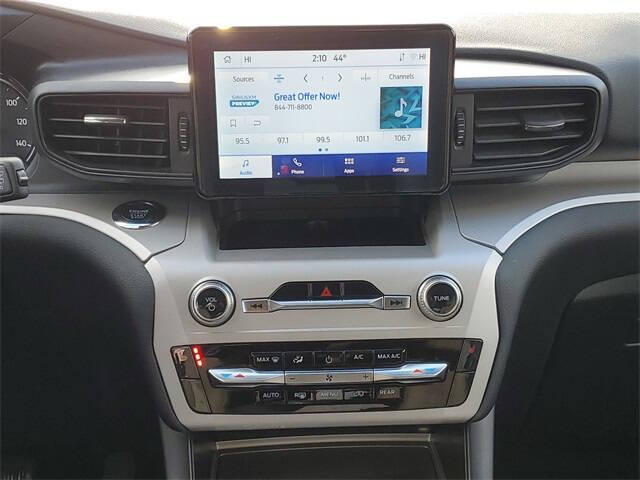 2024 Ford Explorer XLT