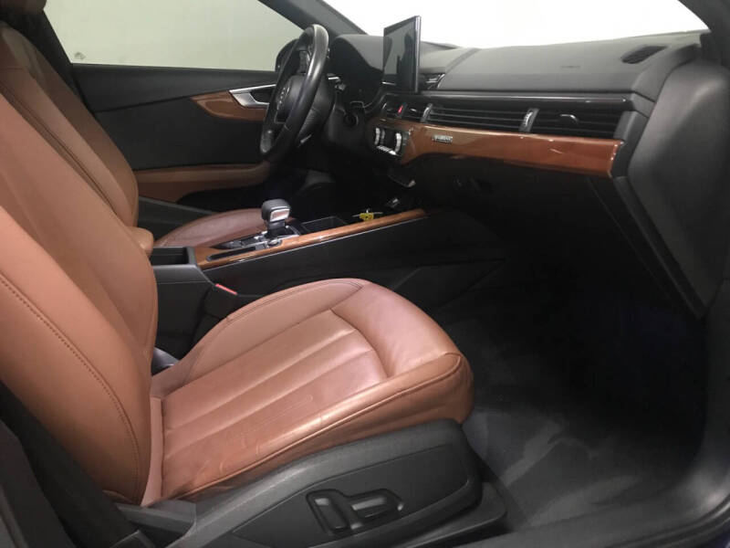 2023 Audi A4 quattro Premium 40 TFSI