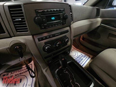 2005 Jeep Grand Cherokee Laredo