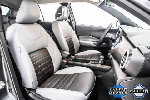 2022 Nissan Kicks SR