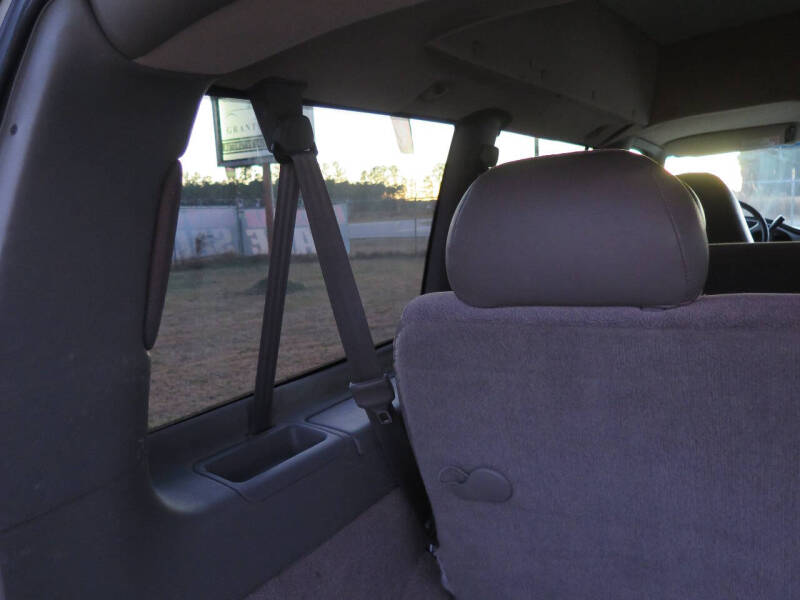 2002 GMC Safari SLE