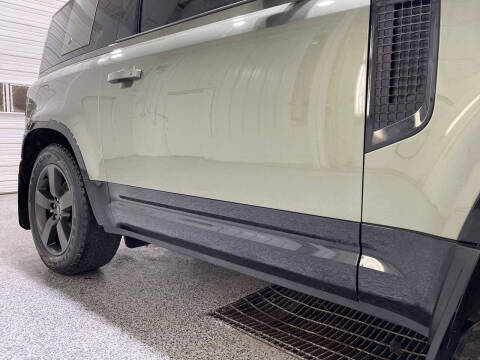 2022 Land Rover Defender 90 X-Dynamic HSE