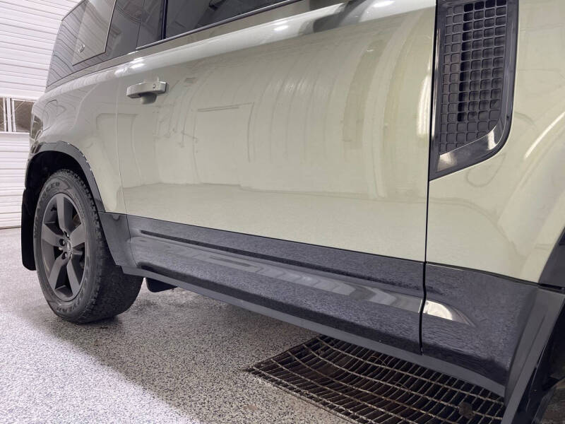 2022 Land Rover Defender 90 X-Dynamic HSE