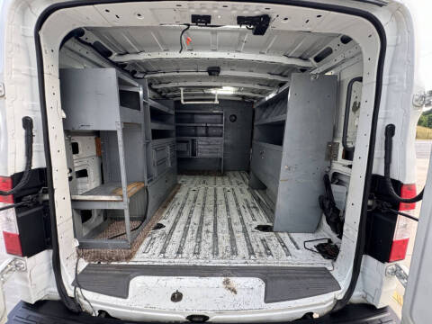 2017 Nissan NV 2500 HD S