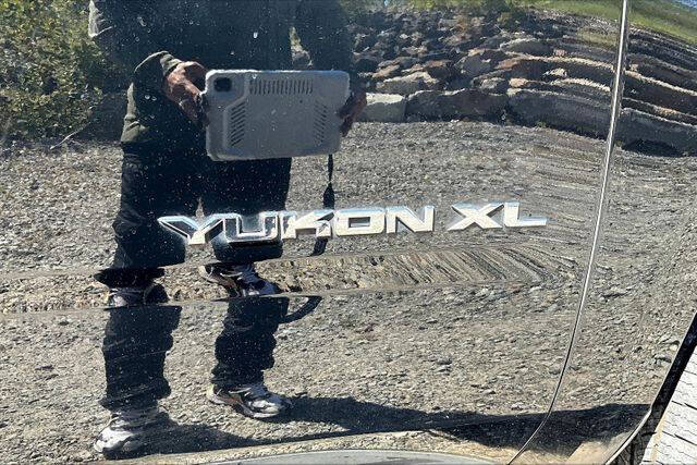 2016 GMC Yukon XL SLT