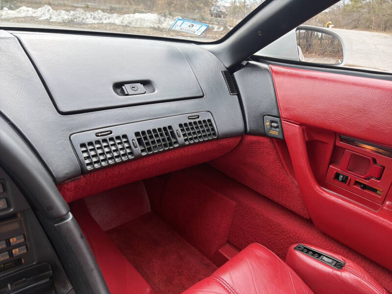 1990 Chevrolet Corvette - Photo 24