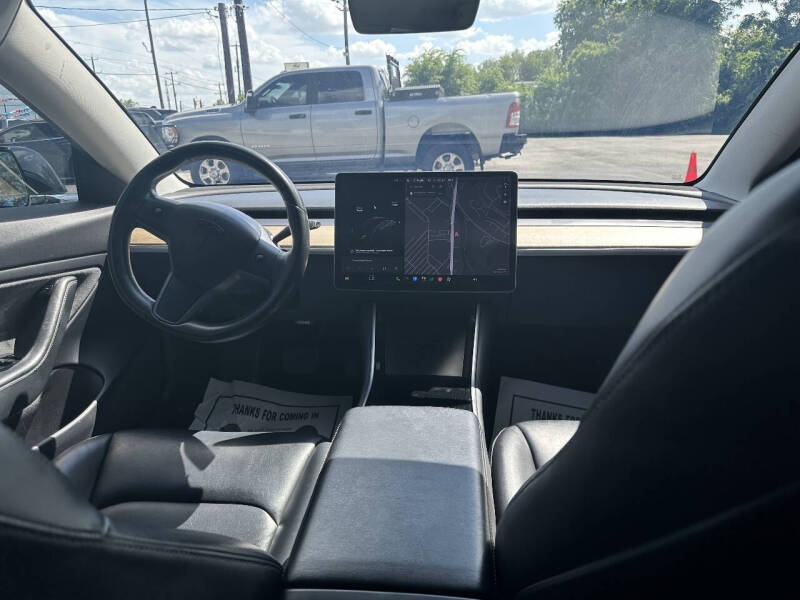2019 Tesla Model 3 Mid Range