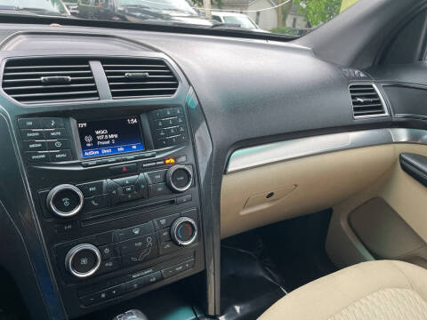 2016 Ford Explorer