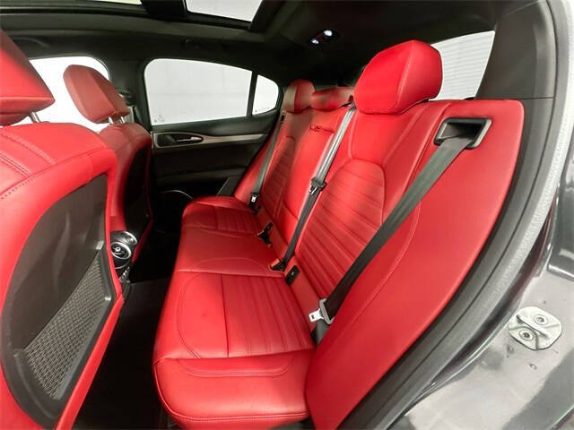 2023 Alfa Romeo Stelvio Veloce